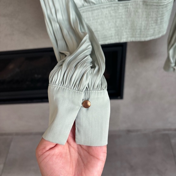 Anthropologie Blouson-Sleeve Blouse In Mint Green, Size M - Picture 12 of 16